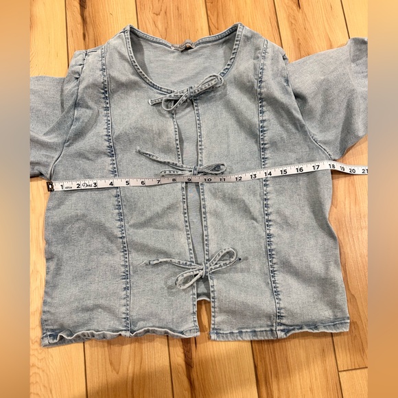 Wishlist Light Blue Denim Top - Picture 7 of 9